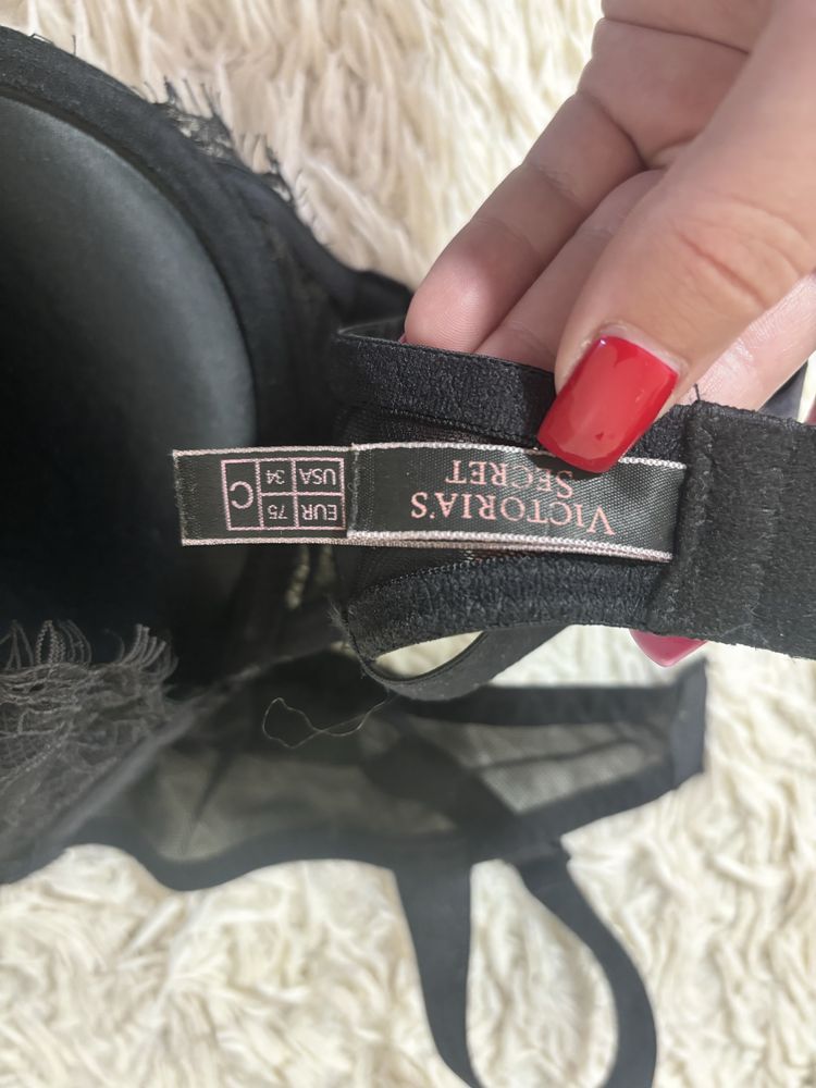 Бюстик Victoria's Secret