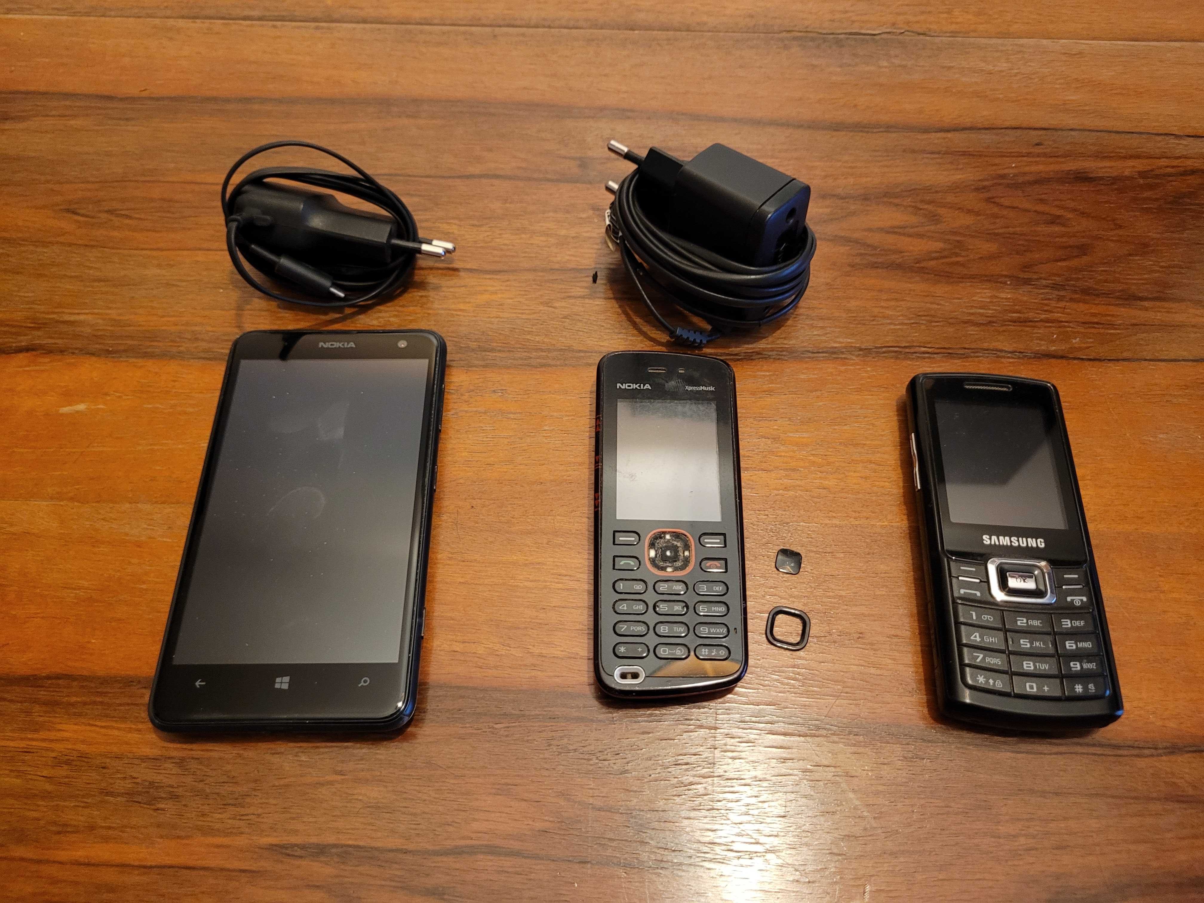 Stare telefony komórkowe (Nokia, Samsung)