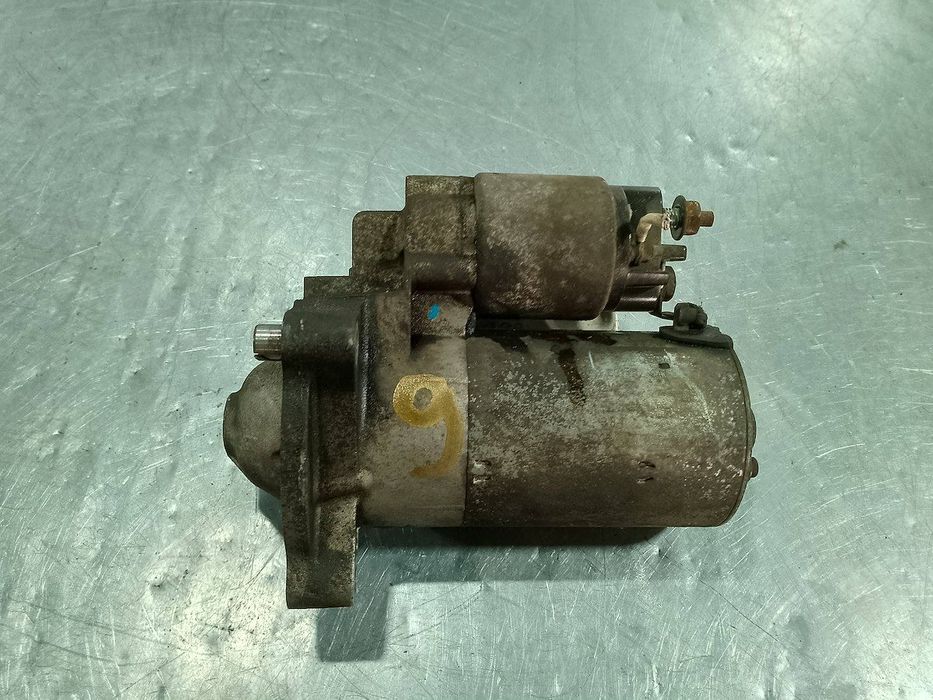 ROZRUSZNIK CITROEN C3 9647982880 0001112041 BOSCH 1.4 8V