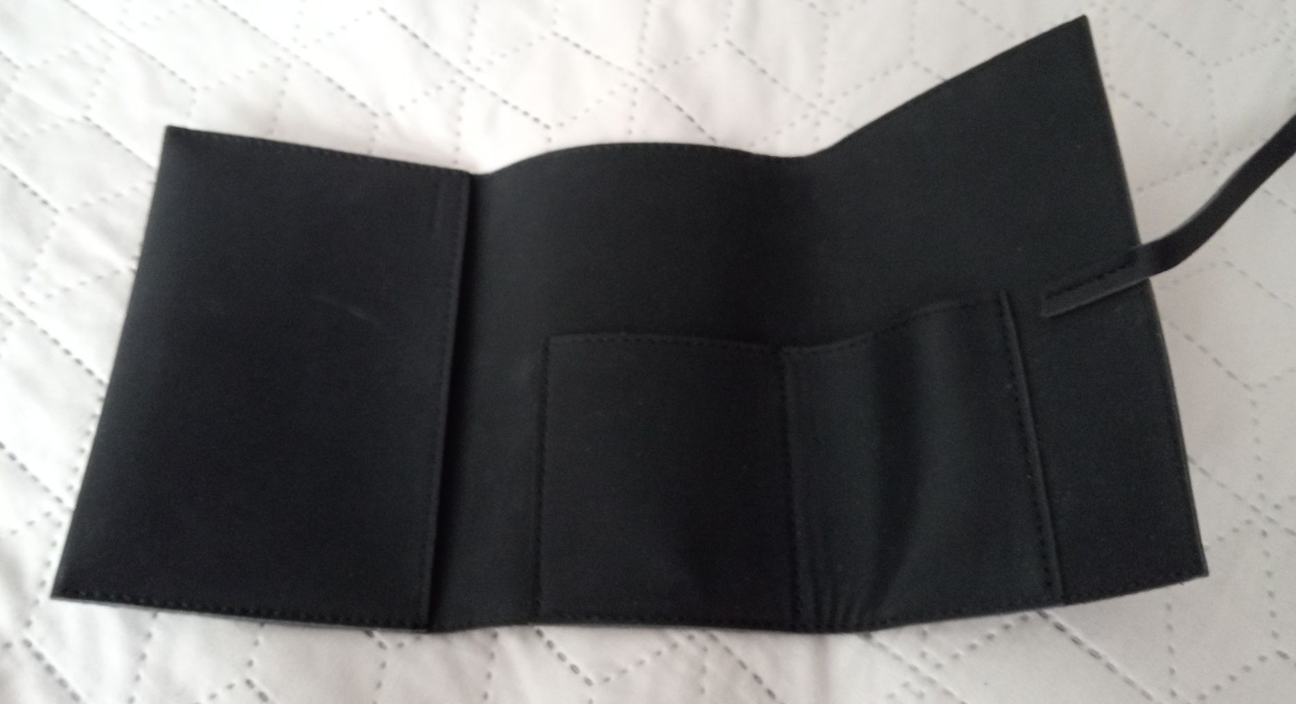 Nowy portfel na kable elektroniczne