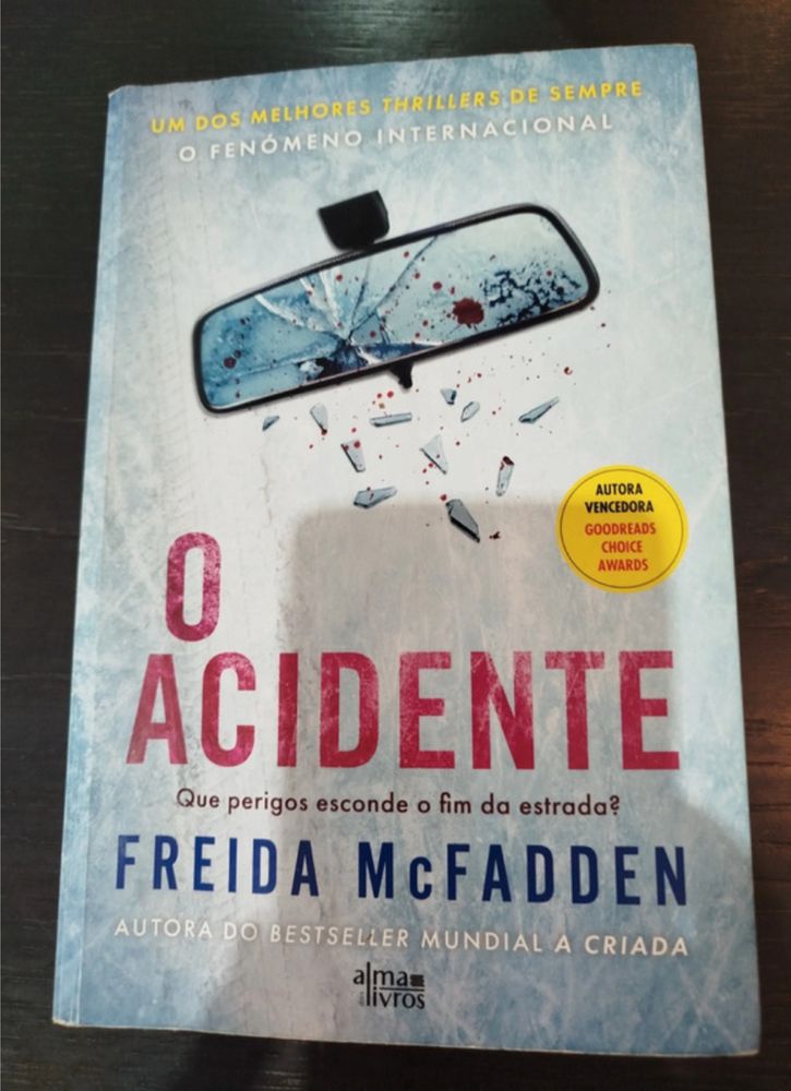 Livros Freida Mcfaiden - separado