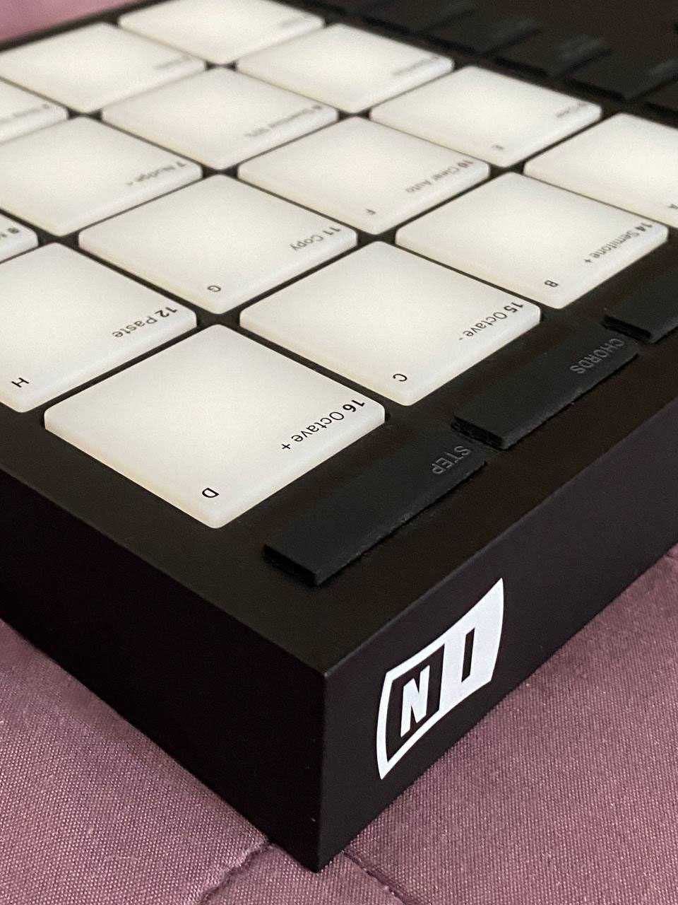 MIDI-контролер Native Instruments Maschine Mikro MK3 + transfer ID
