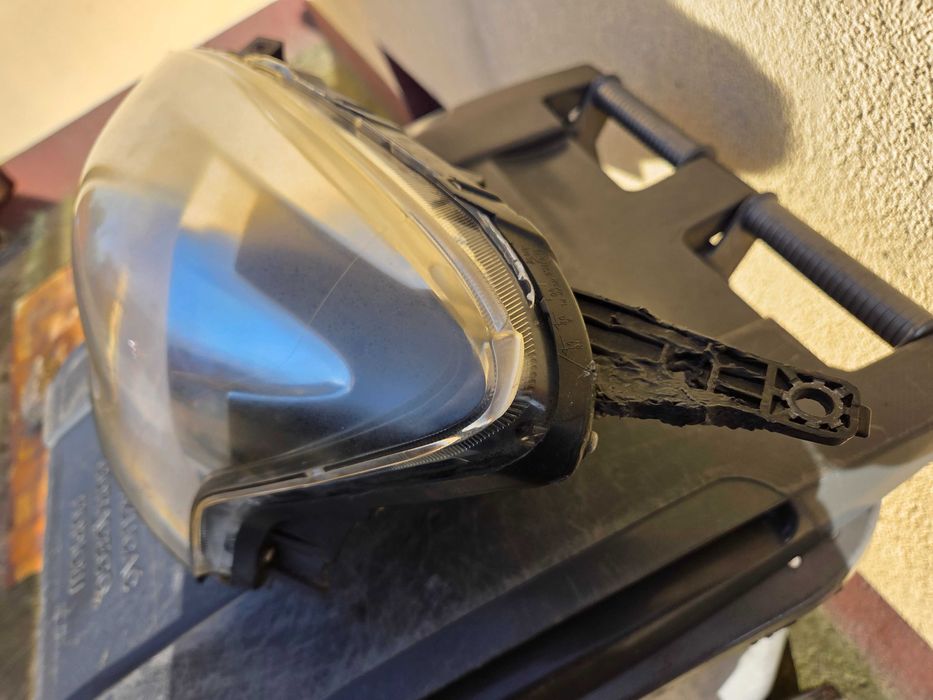 Lampa Nissan Micra k13 lift,lewa