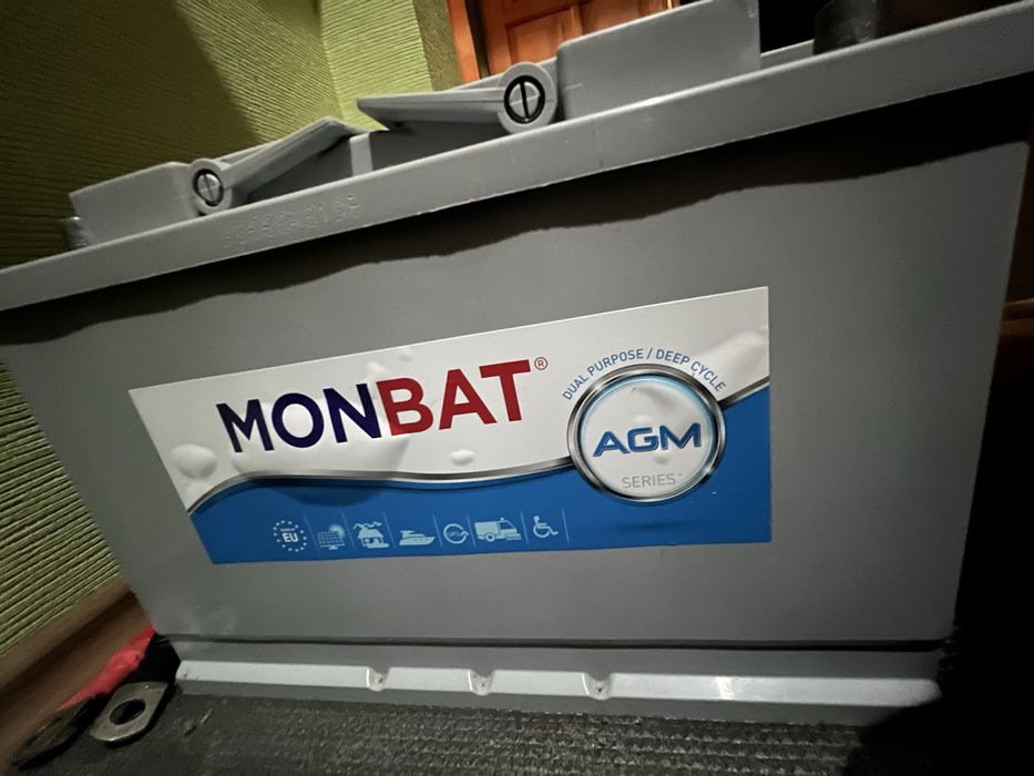 Свинцево кислотний акумулятор AGM 105ah