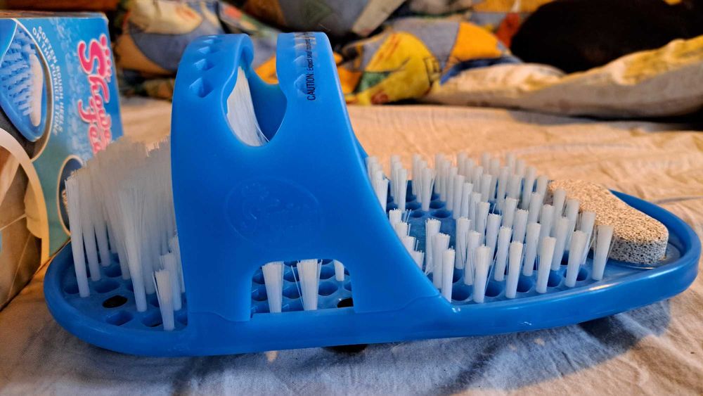 Shower feet - mycie stóp bez pochylania się pod prysznicem