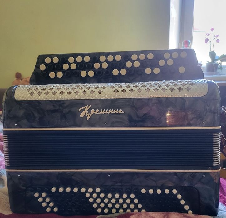 Продам баян,стан нового