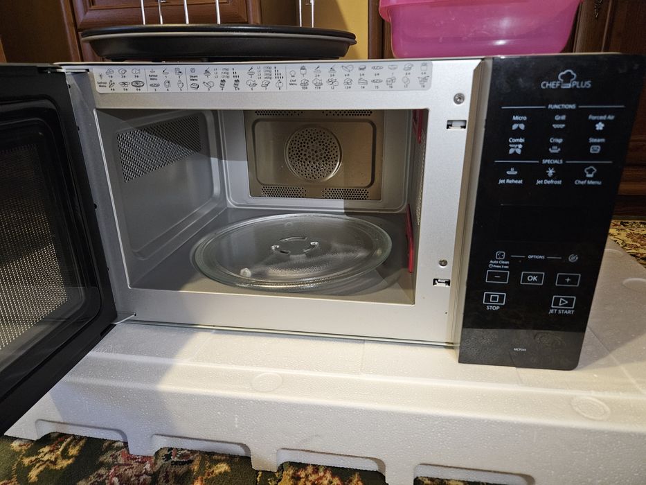 Whirlpool MCP 349 WH – mikrofalówka z grillem i Crisp | stan idealny