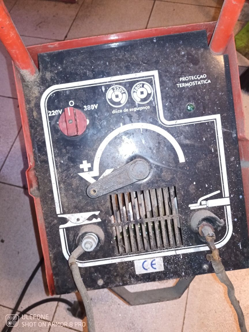 Máquina de soldar usada