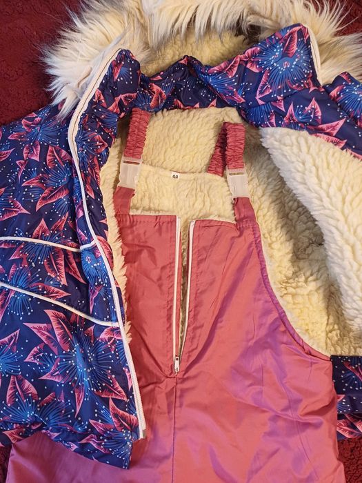 Дитячій одяг. Зимовий комбінезон для дівчинки)