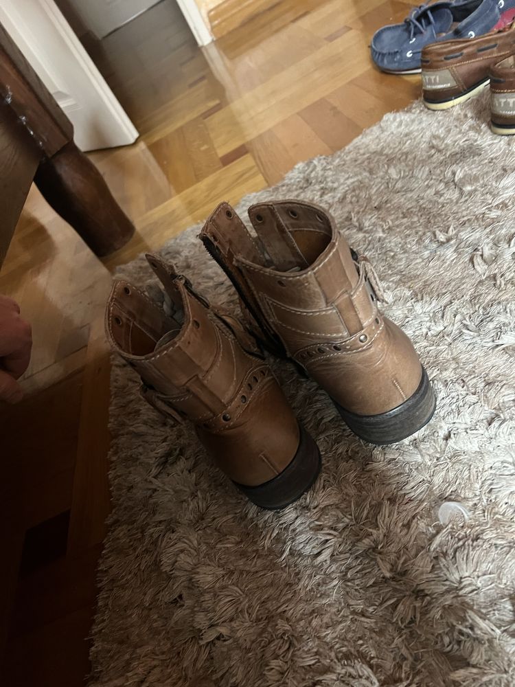 Skórzane sztyblety 42