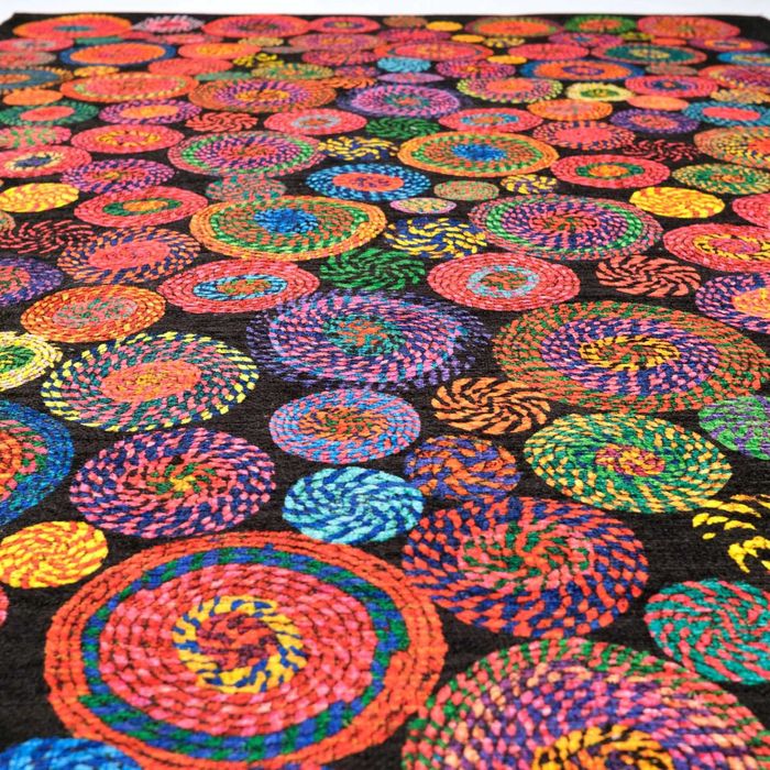 Dywan kilim turecki czarny z kolorowym wzorem 75×150