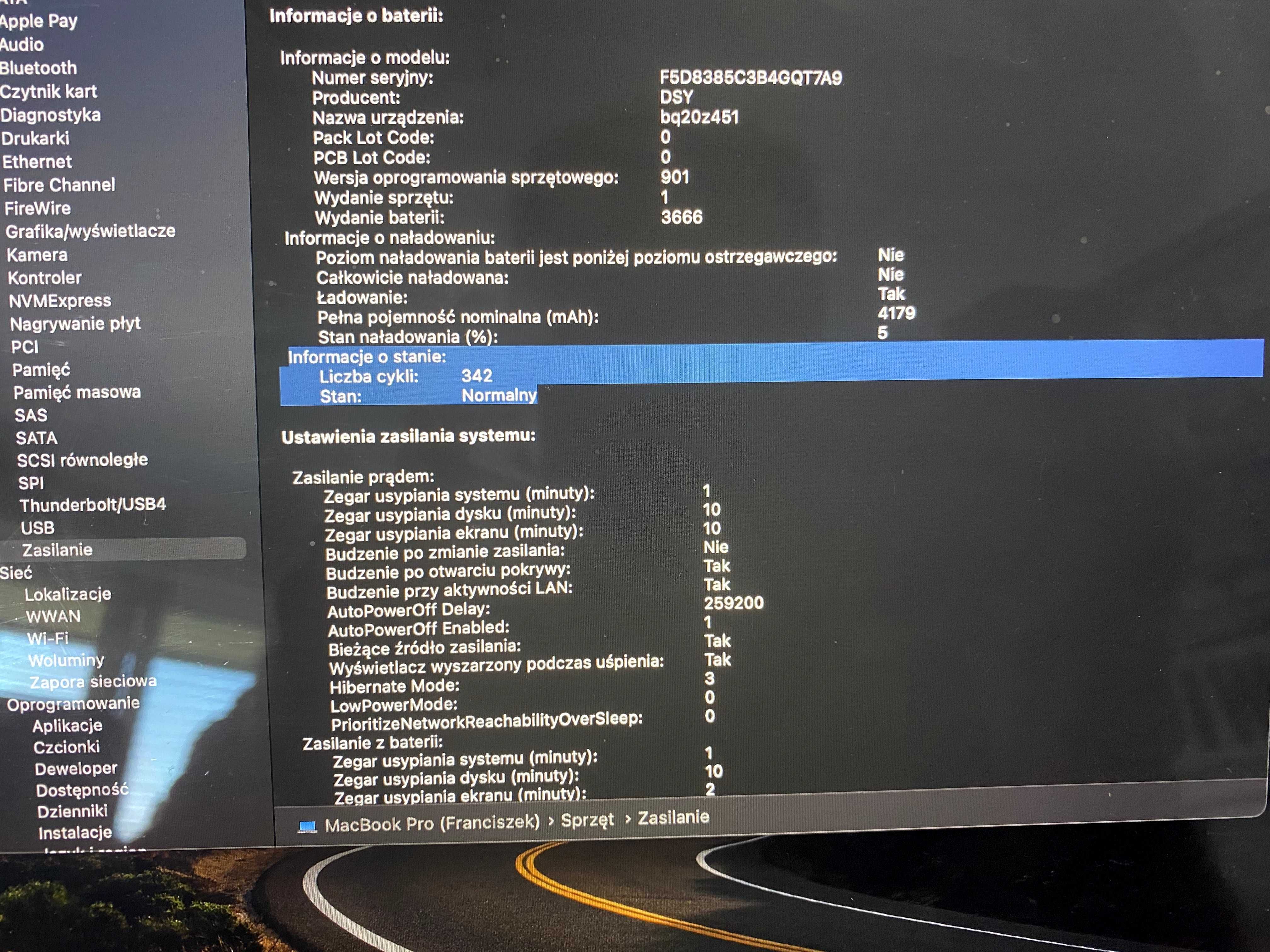 MacBook Pro 2017, 13", 8GB ram, 128GB pamięć