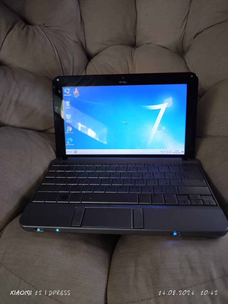 Нетбук HP Mini 2140