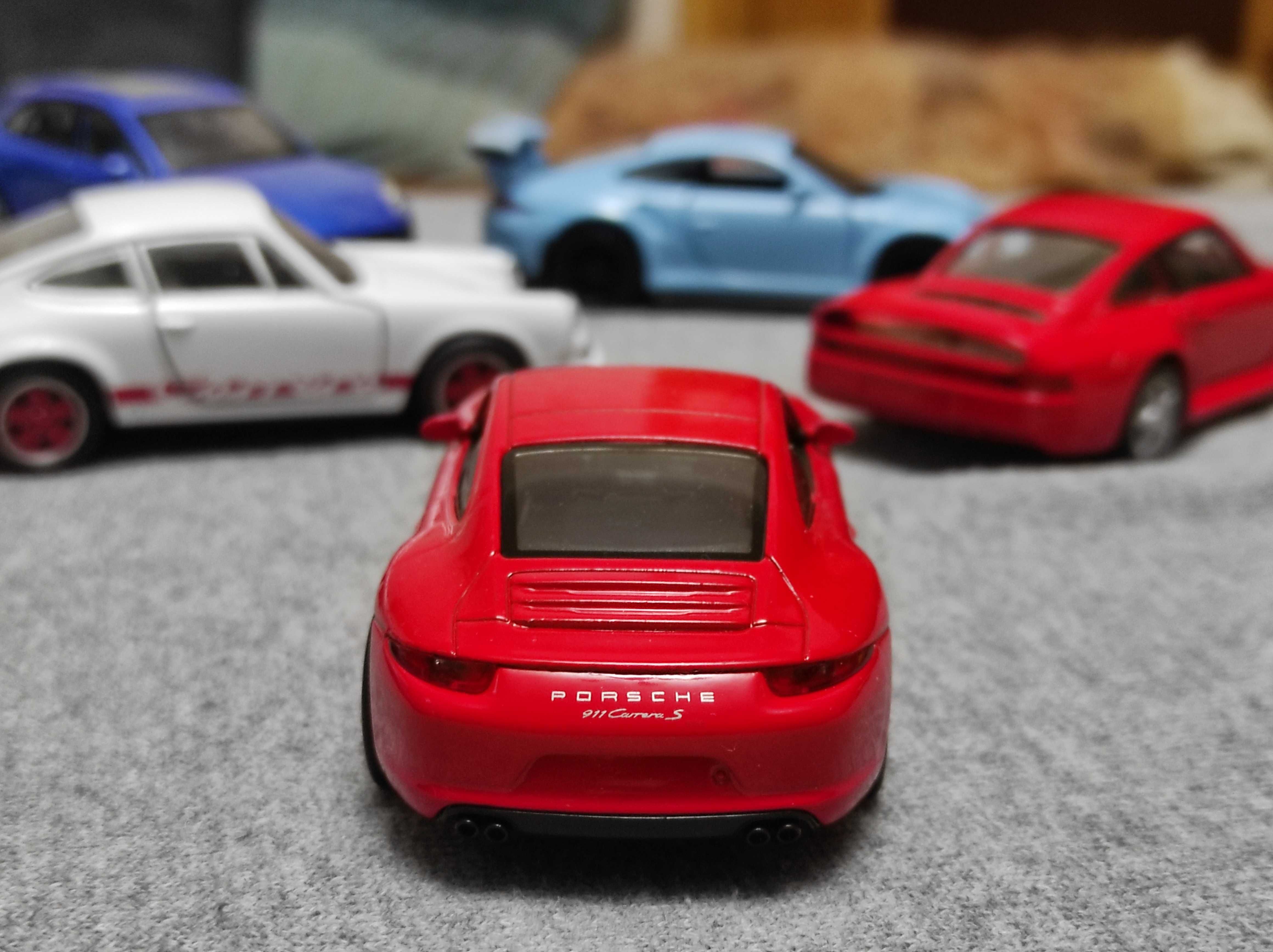 Машинка Porsche 911 Carrera S Welly 1/36 Модель Порше Каррера (991)