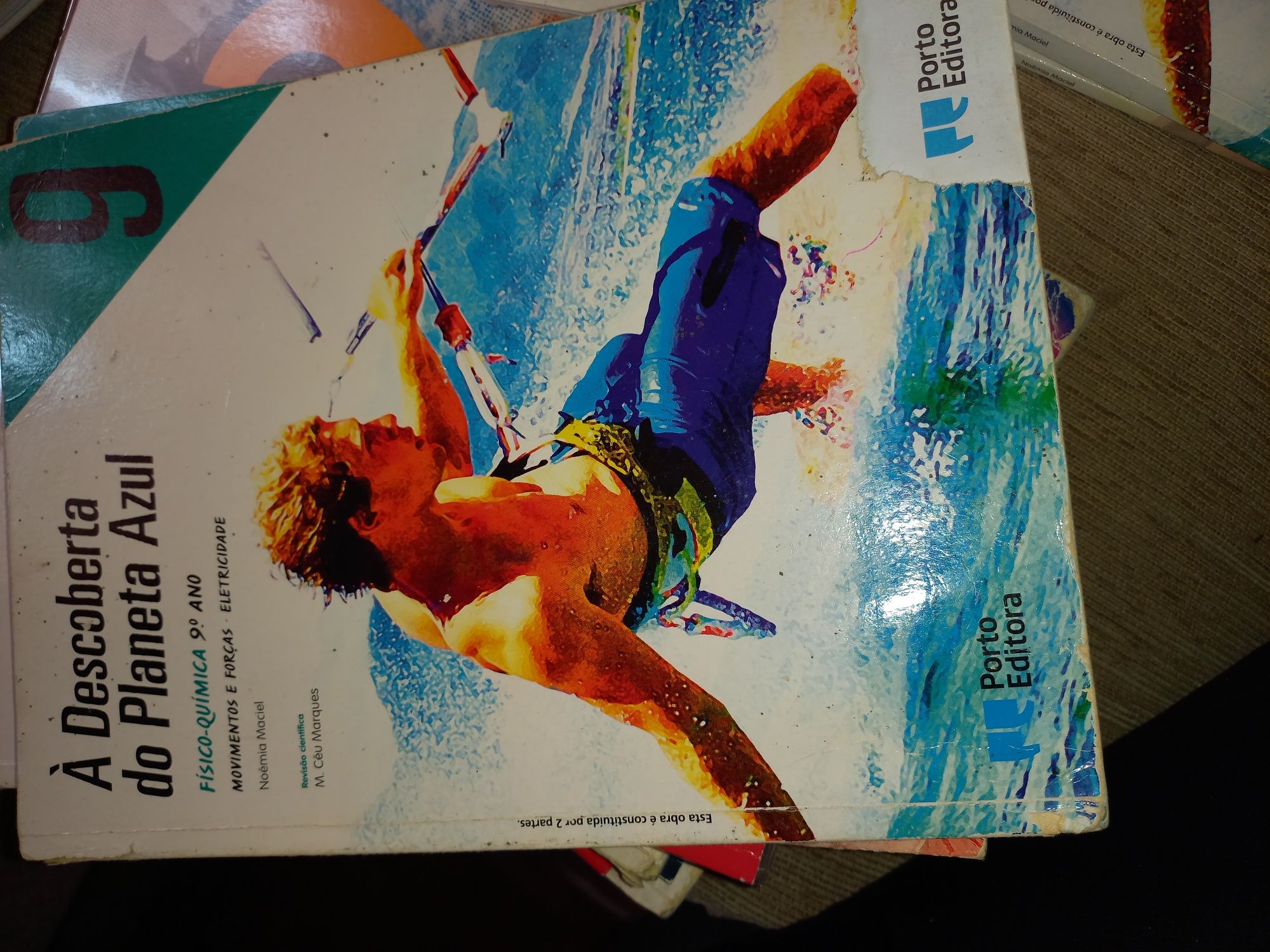 Livros escolares