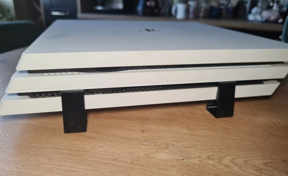 Nowe stopki, nóżki, chłodzenie do ps4
Czarne