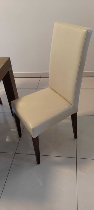 Stół rozkładany (do 310cm) + 8 krzeseł