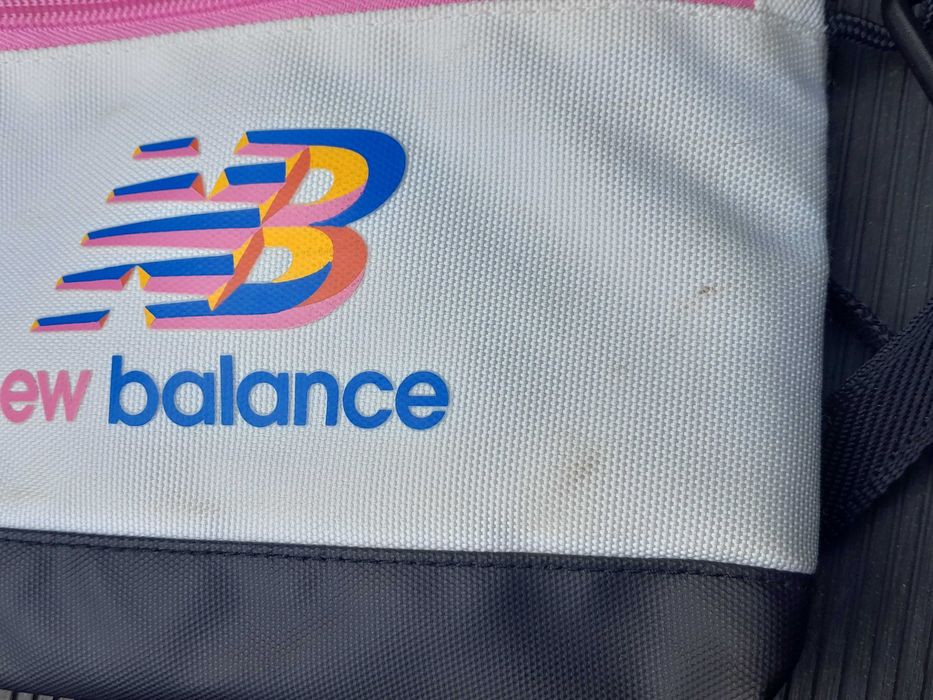 Saszetka torebka New Balance niewiele używana