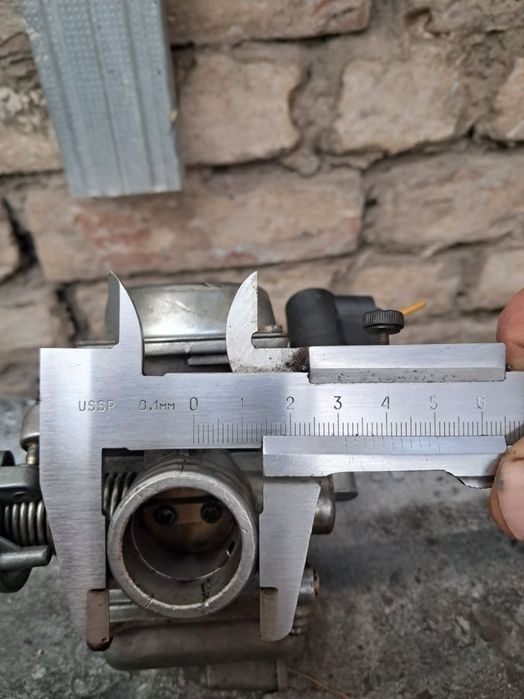 Карбюратор на китайский скутер 150 см³