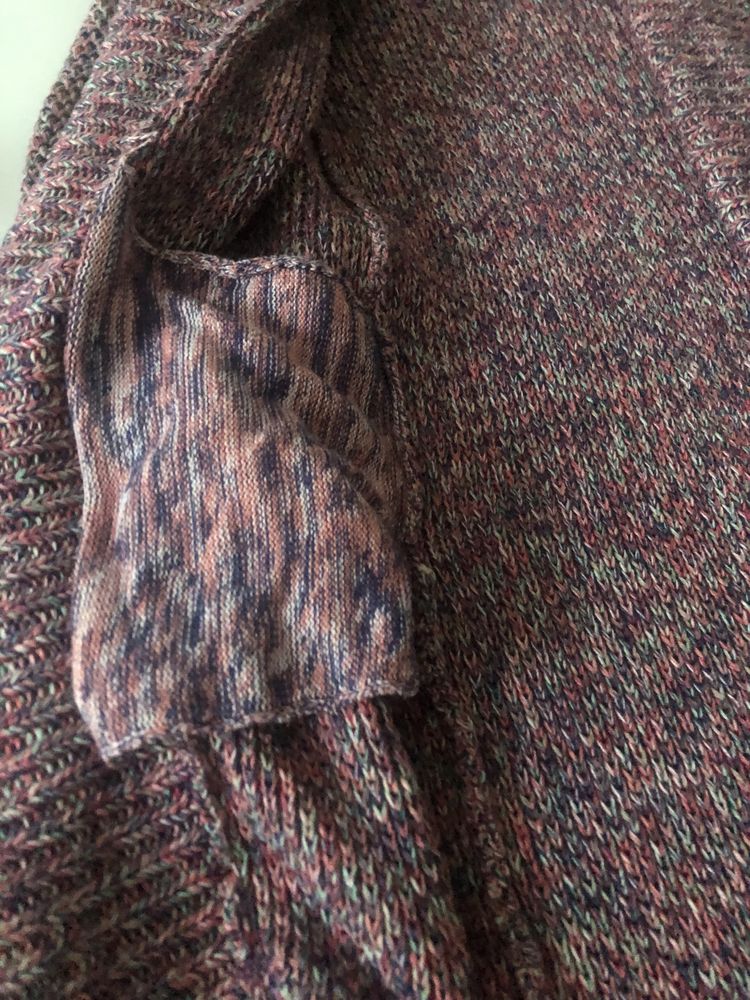 Жіночий пуловер(кардиган)