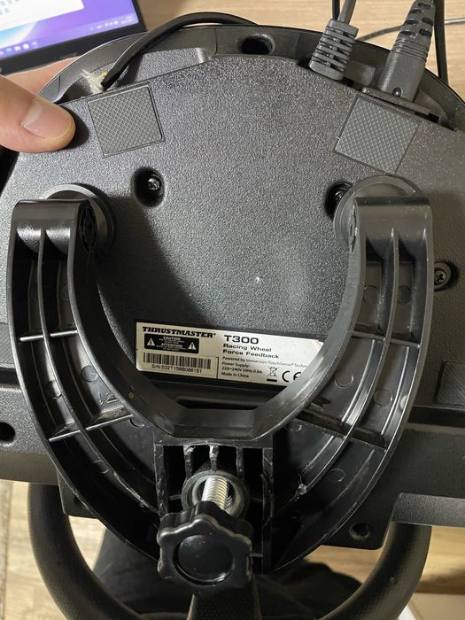Игровой руль Trustmaster t300