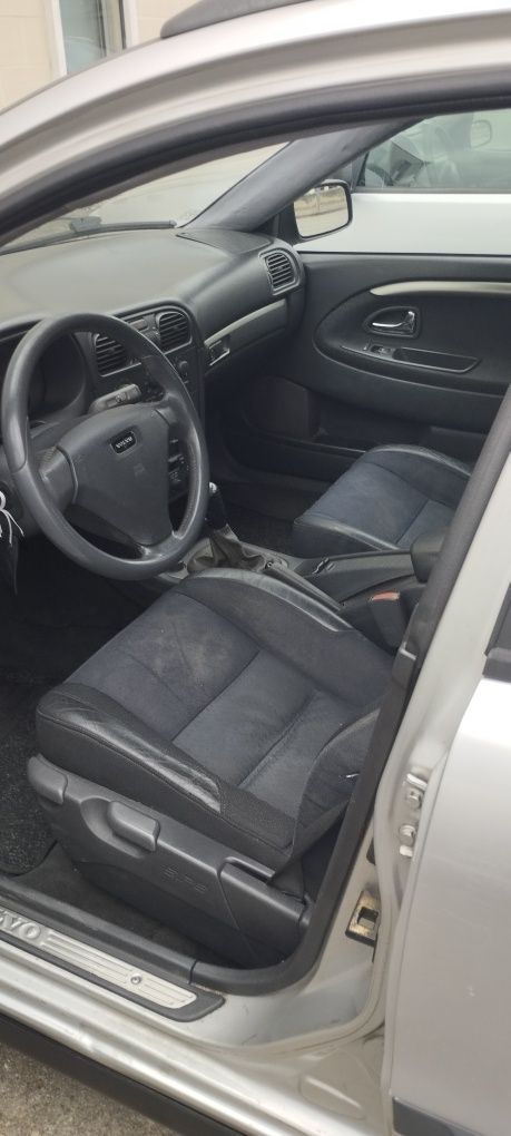 Volvo V40 1.9  CR