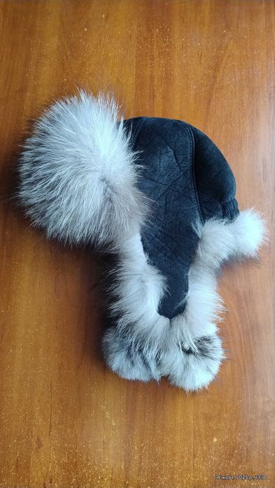 Жіноча шапка-ушанка