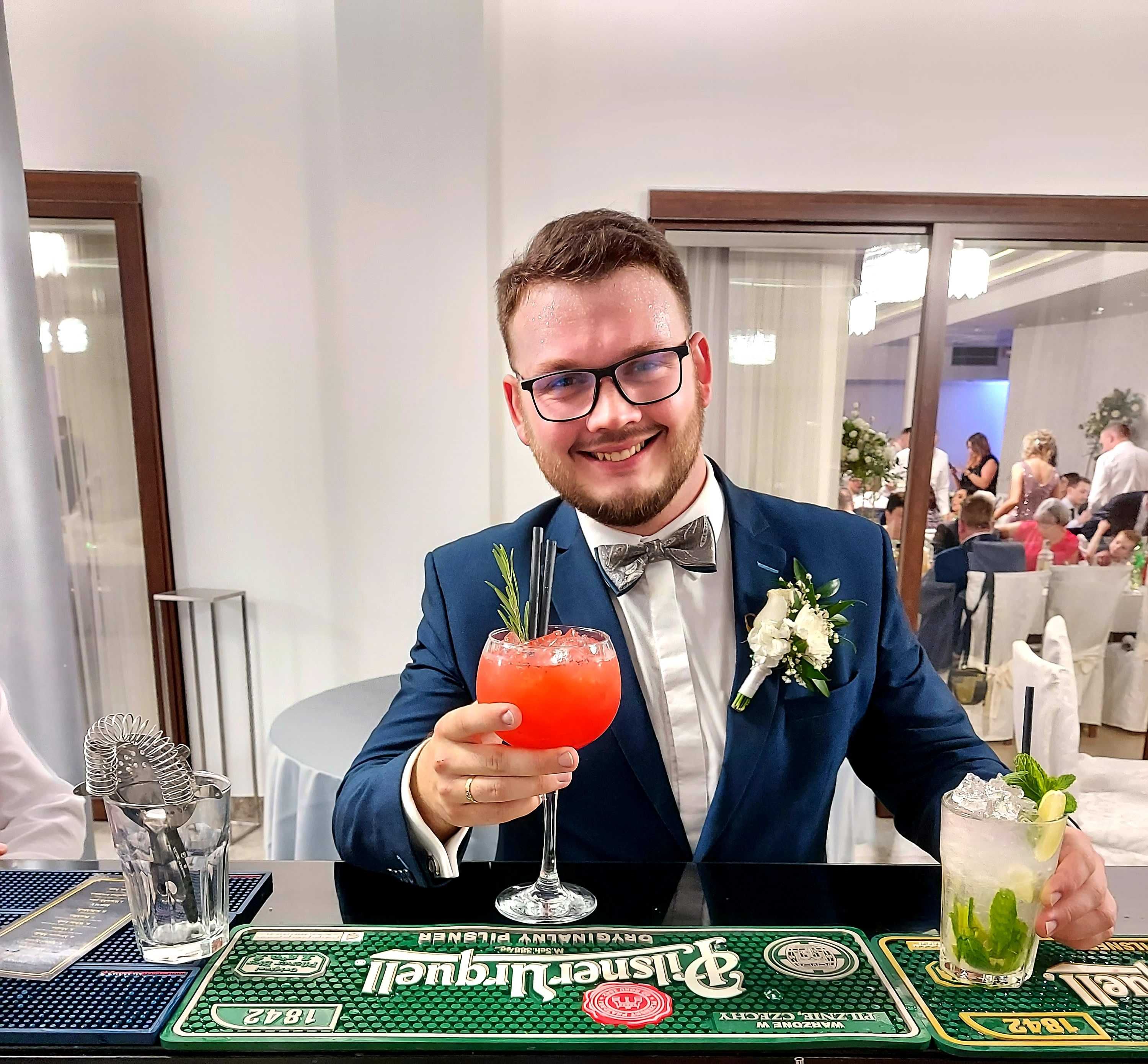 Barman na wesela, eventy firmowe, usługi barmańskie.