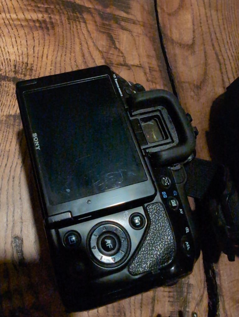 Lustrzanka aparat Sony Alpha 500 obiektyw soczewki i akcesoria