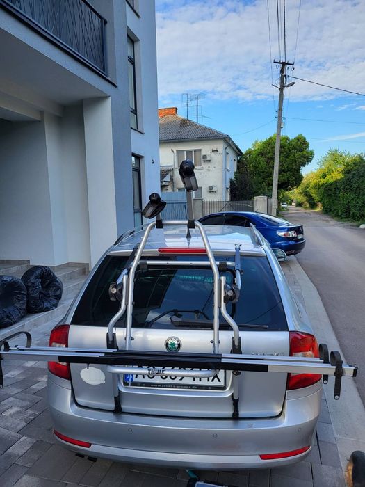 Продам велодержатель  автомобильный