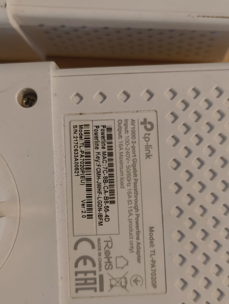 TP-Link AV1000  transmiter sieciowy z gniazdkiem