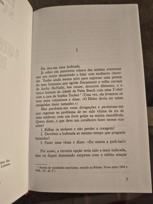 Livro " O Quebra Cabeças de Mcnally"