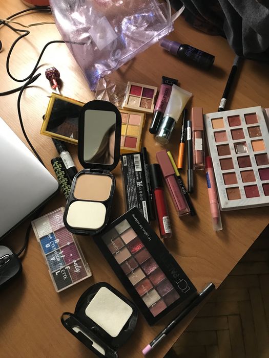 Набір косметика нова та бу