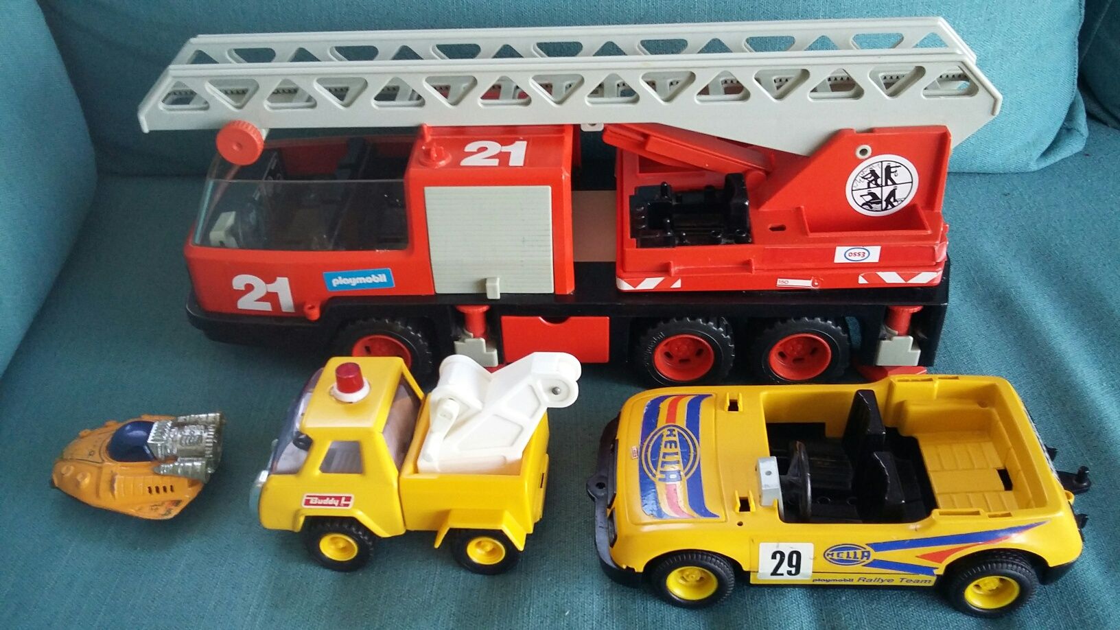 Zabawki PRL Playmobil wóz strażacki, traktor, farma