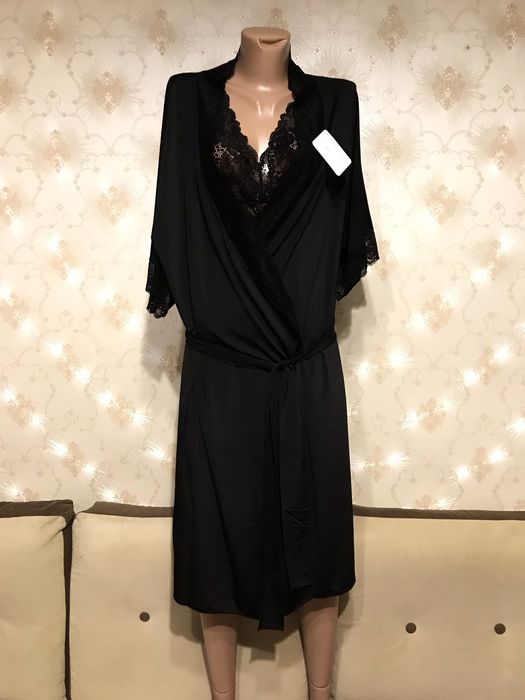 Комплект нижньої білизни / нічна сорочка і халат