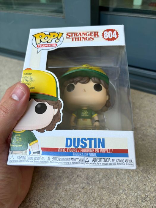 Funko POP Television Stranger Things 804 "Dustin" - Novo, Selado