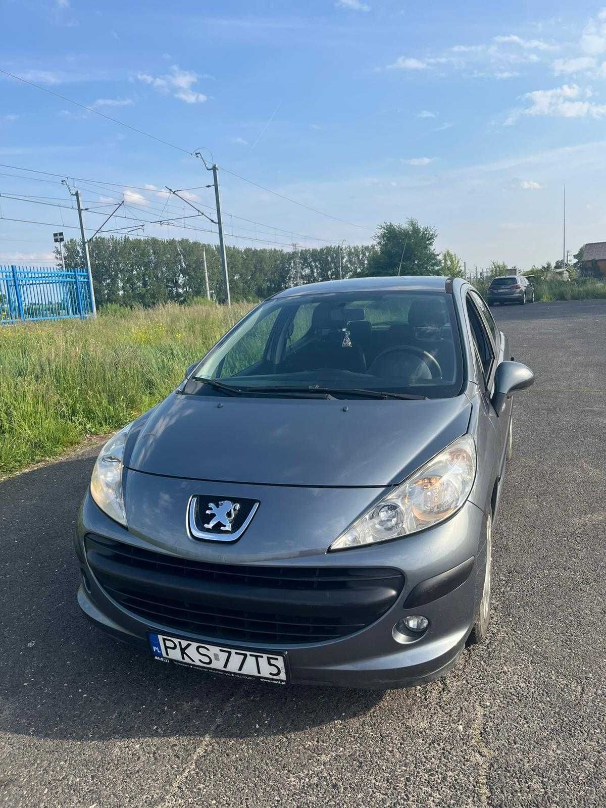 Peugeot 207 1.4 benzyna