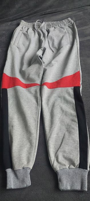 Spodnie dresowe M/L