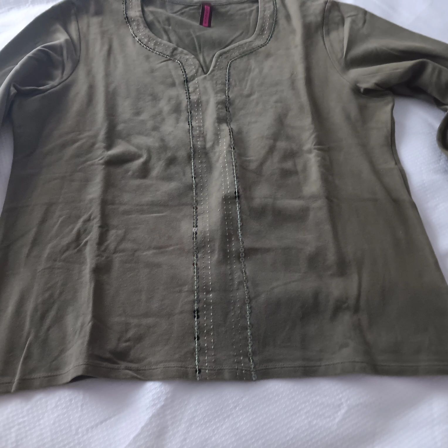 Vendo diversas camisolas para senhora