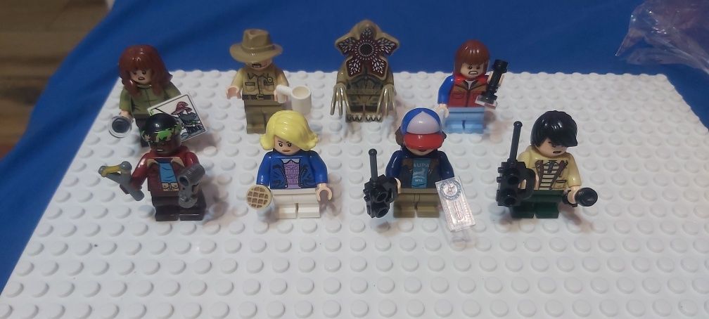 Klocki figurki stranger Klocki figurki stranger things 8 sztuk