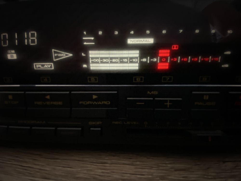 Pioneer CT-3080R z dolby B,C, dbx,autoreverse, music scan, top stan