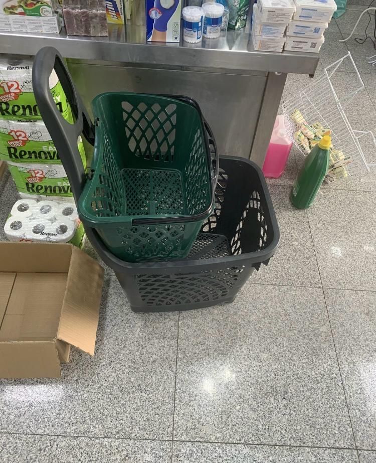 Carrinho  e cesto