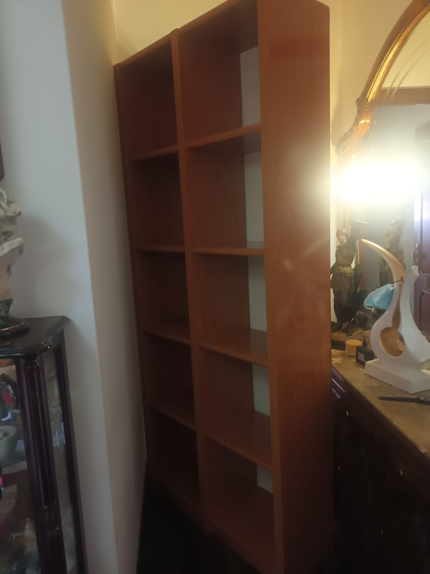 Vendo móvel de quarto ou escritório com dez módulos