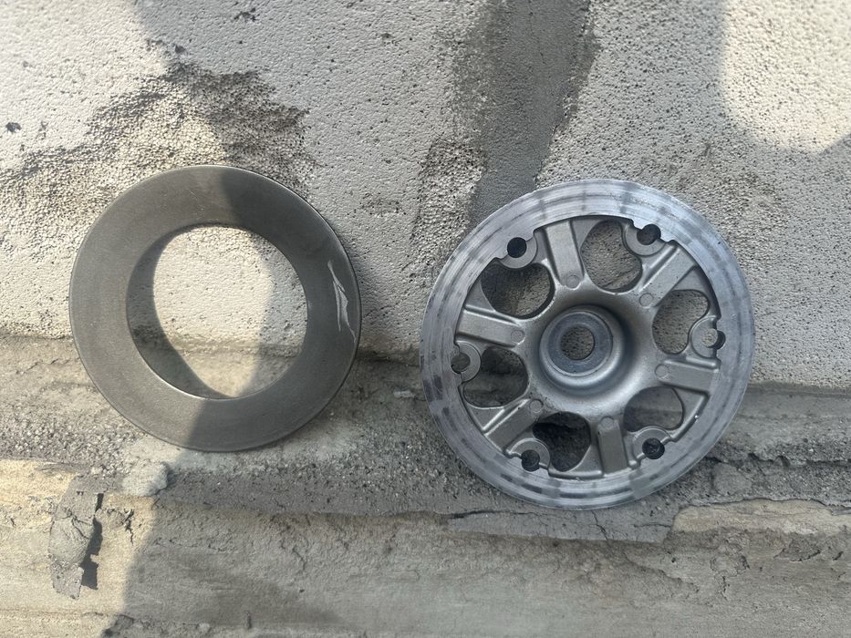 Прижимна пластіна КТМ ехс 450