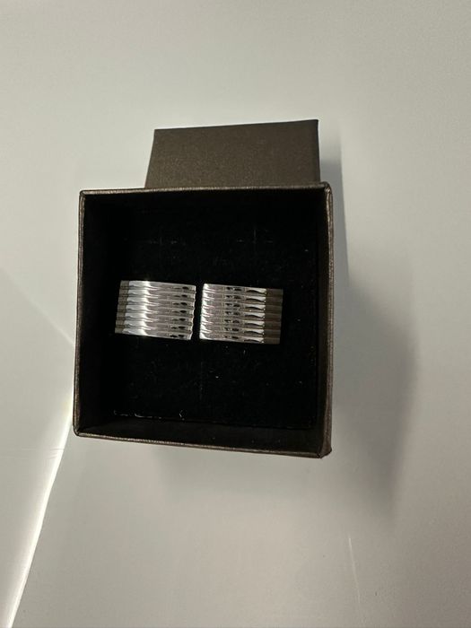 Spinki do mankietów koszuli