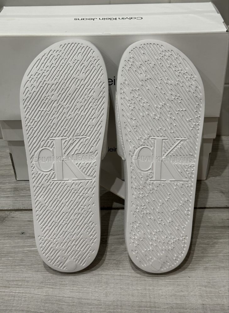 Оригінальні Тапочки Calvin Klein Slide Monogram шльопанці сандалі