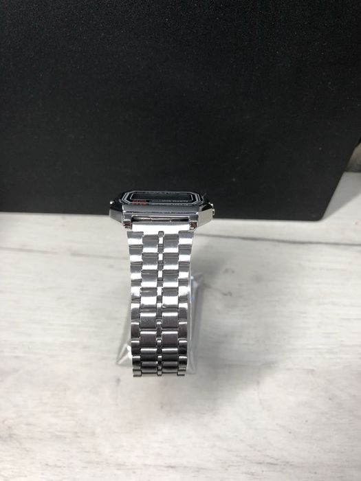 Годинник casio , в наявності 4 штук