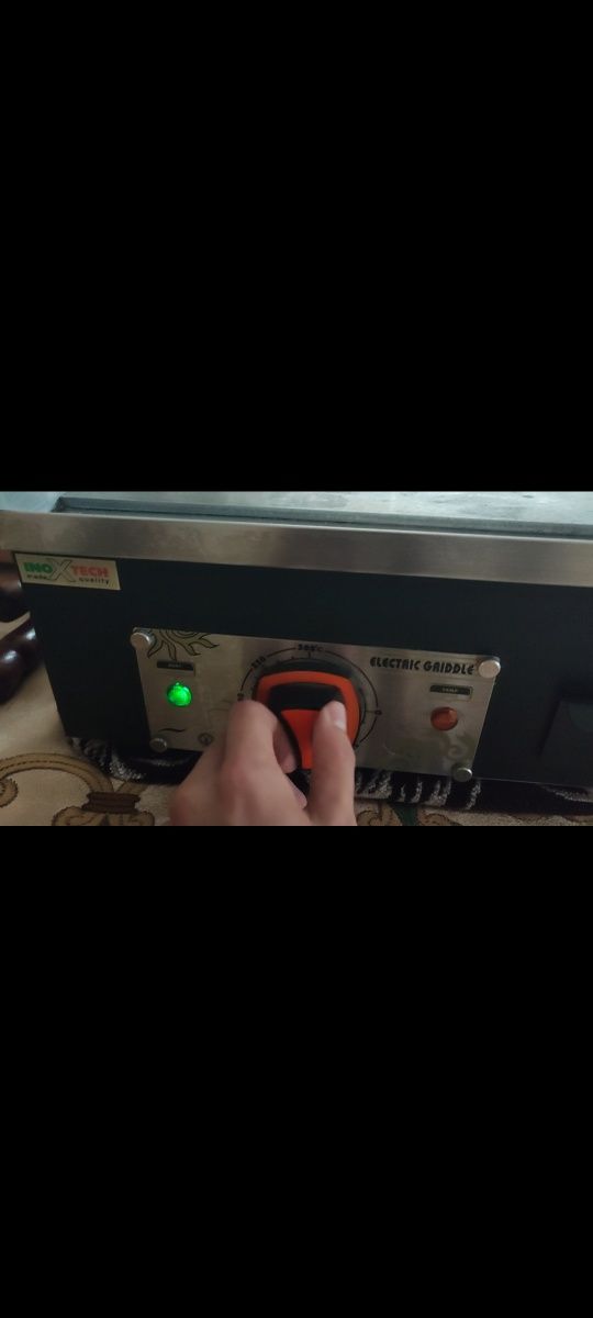 Гриль професійна  INOXTECH EG 836