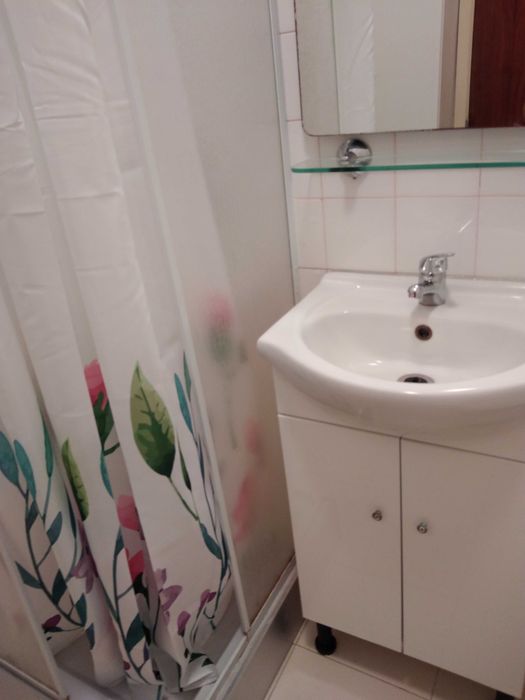 Arrenda-se T2 mobilado sem fiador