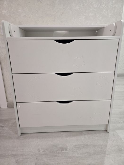 Продам пеленальний комод